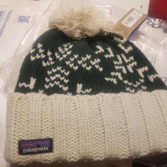 Patagonia Snowbelle Beanie Evergreen Flakes: Pinyon Green NEW - Picture 4 of 5